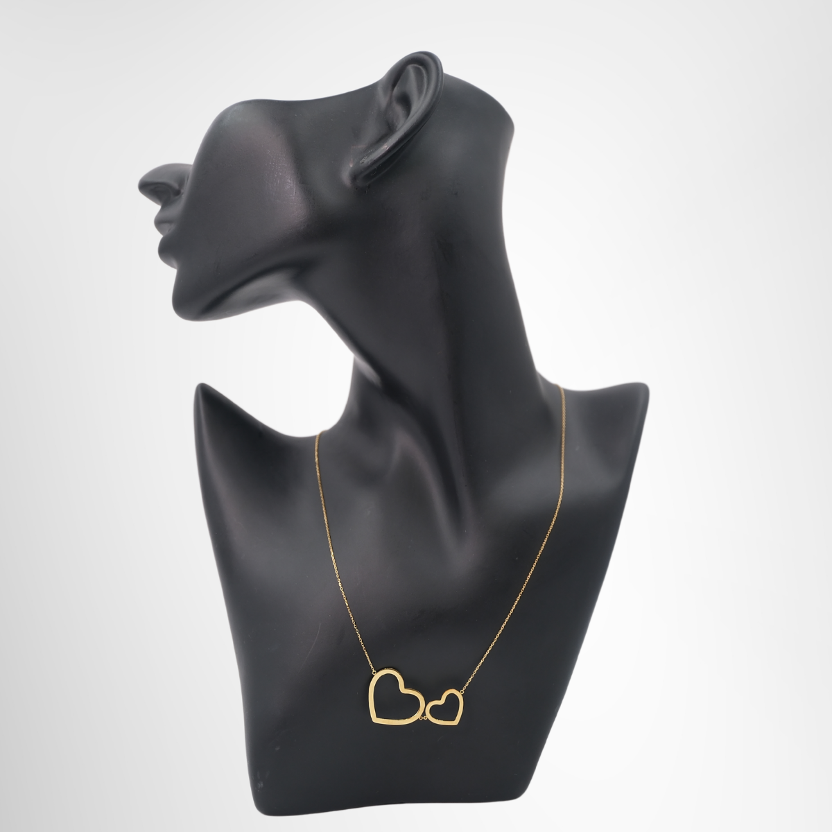8K Gold Heart Necklace – Pre-Owned Luxury Accessories – Antonio & Co Front Page