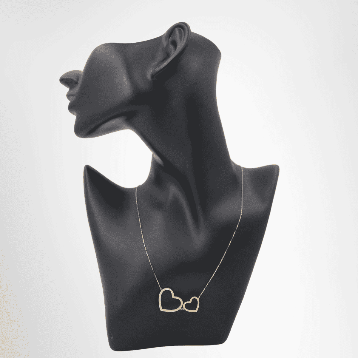 8K Gold Heart Necklace – Pre-Owned Luxury Accessories – Antonio & Co Front Page