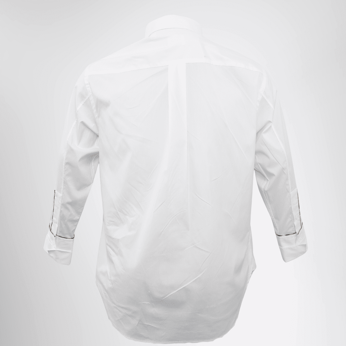 Burberry White Longsleeve – Pre-Owned Luxury Brand Apparel – Antonio & Co Back View