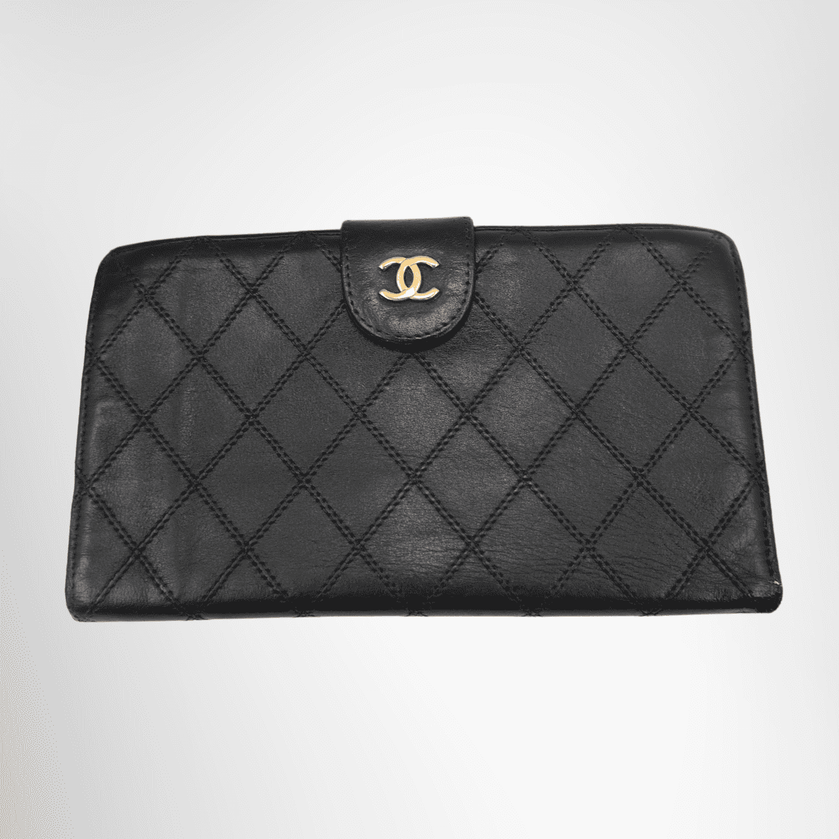 Chanel Classic Long Flap Wallet – Pre-Owned Luxury Brand Wallet – Antonio & Co – Front Page