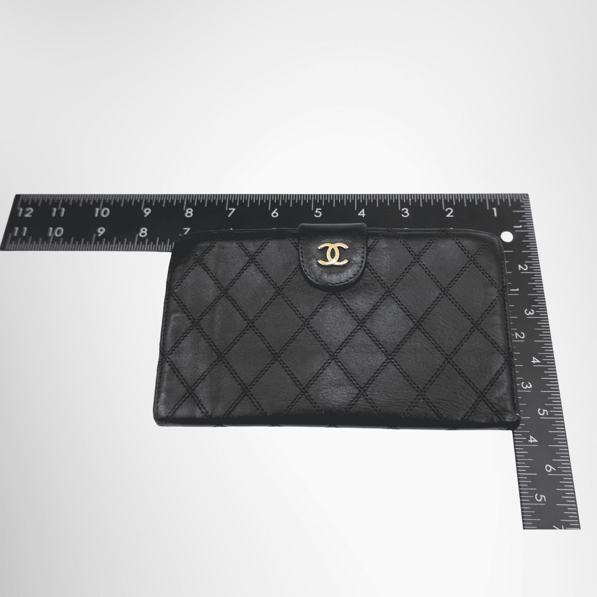 Chanel Classic Long Flap Wallet – Pre-Owned Luxury Brand Wallet – Antonio & Co –Measurement View