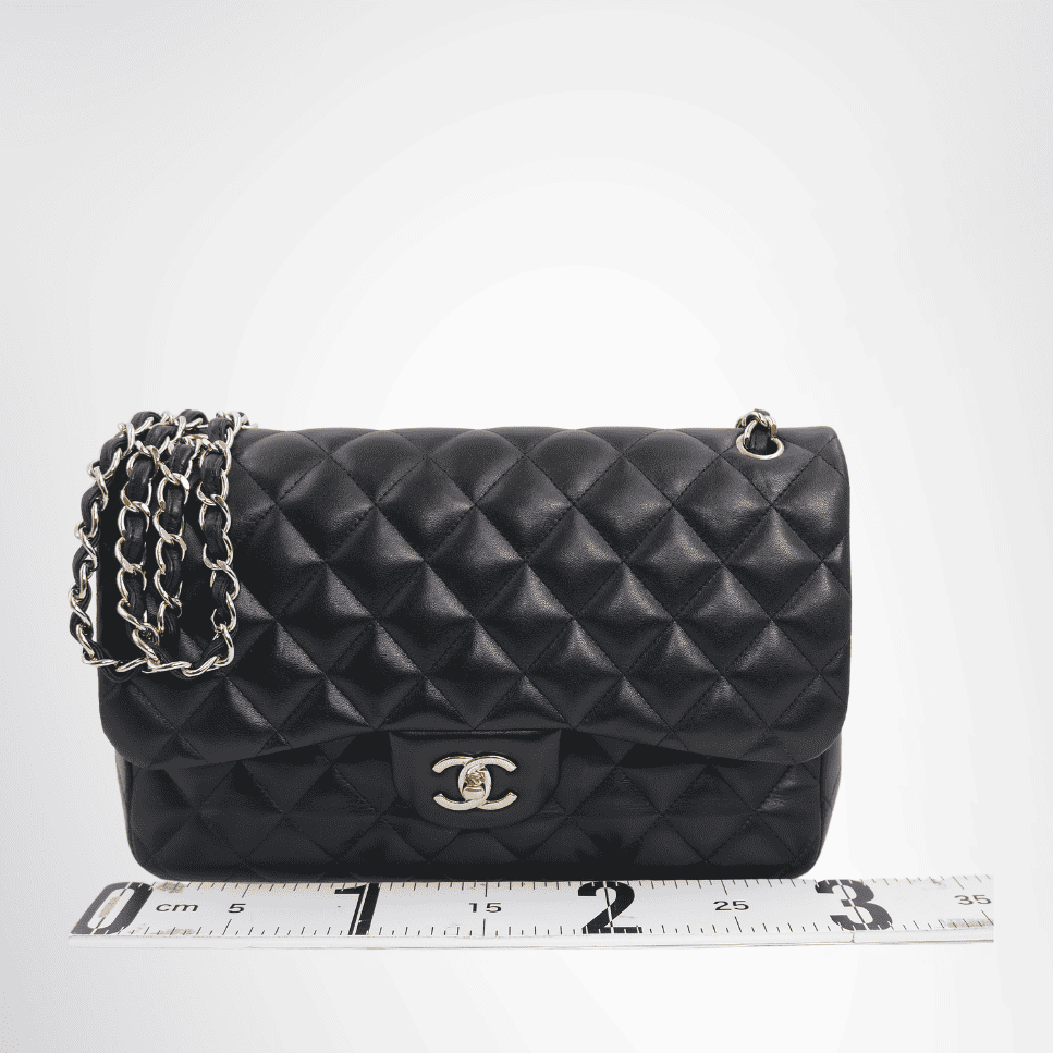 Chanel Preowned Luxury Bag Jumbo Classic Double Flap Bag in Quilted Lambskin Front View 2