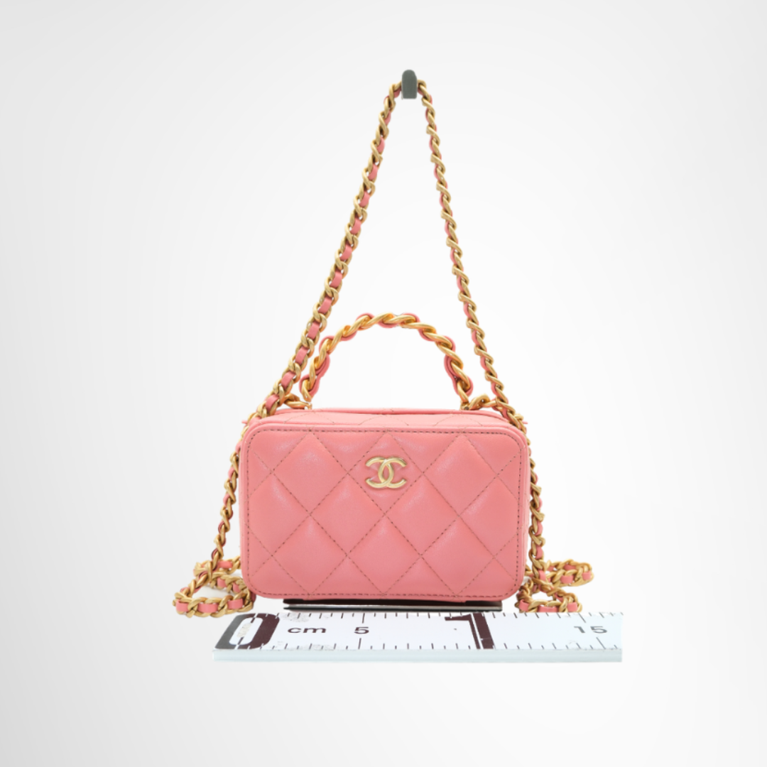 Chanel Preowned Luxury Top Handle Mini Vanity front view