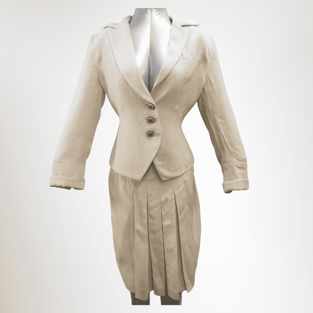 Dior Preowned Luxury Set Up Skirt in Beige Apparel Front Page - Antonio & Co.