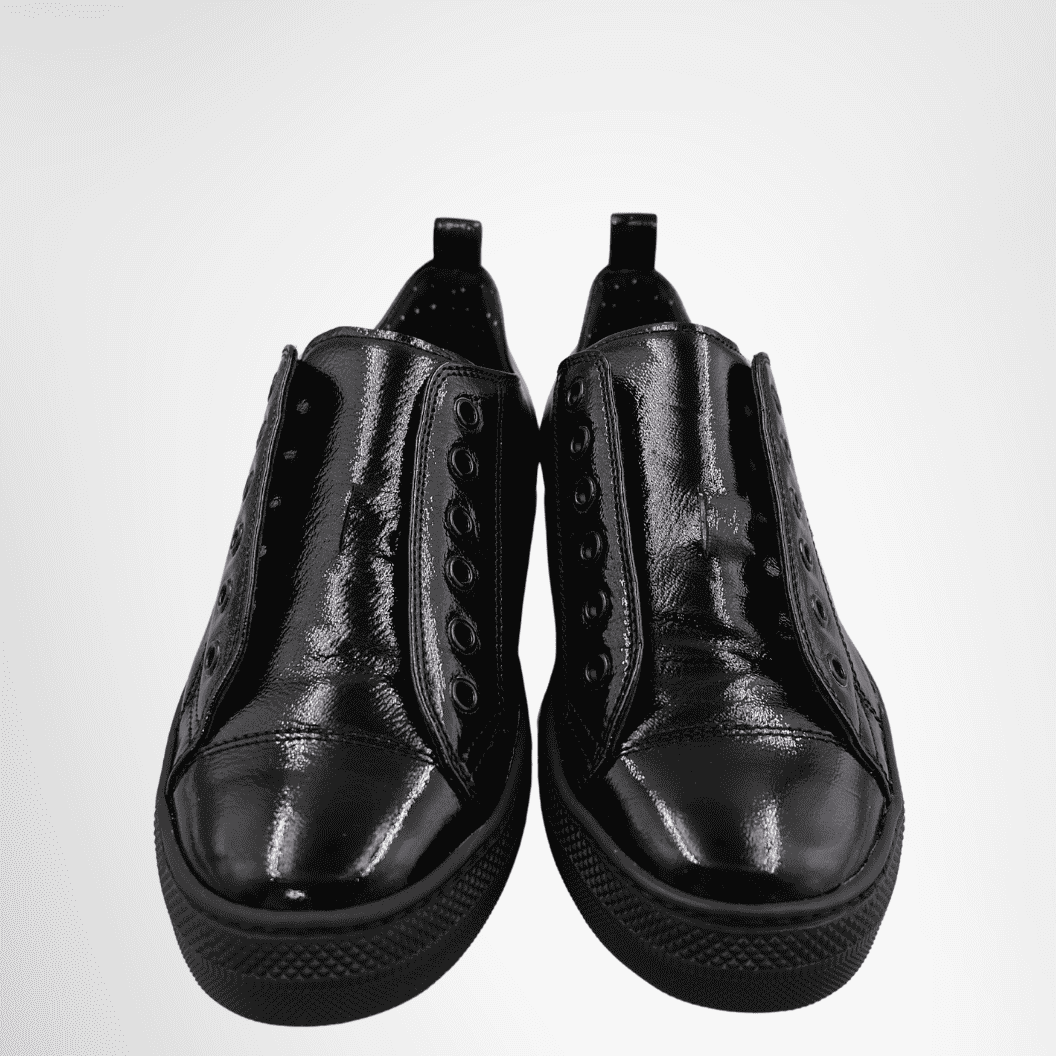 Givenchy Low Top Sneakers - Size 39