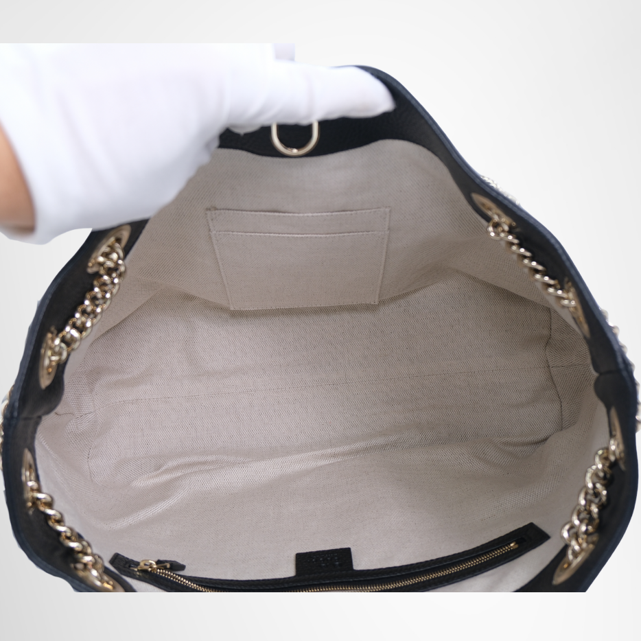 Gucci Soho Chain Handbag in Black – Pre-Owned Luxury Brand Bag – Antonio & Co - Interior - View