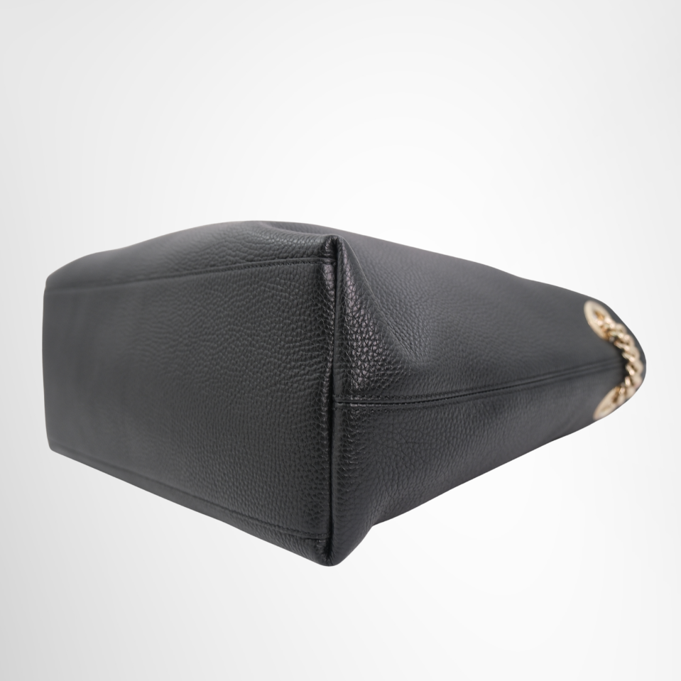 Gucci Soho Chain Handbag in Black – Pre-Owned Luxury Brand Bag – Antonio & Co -Right - Corner