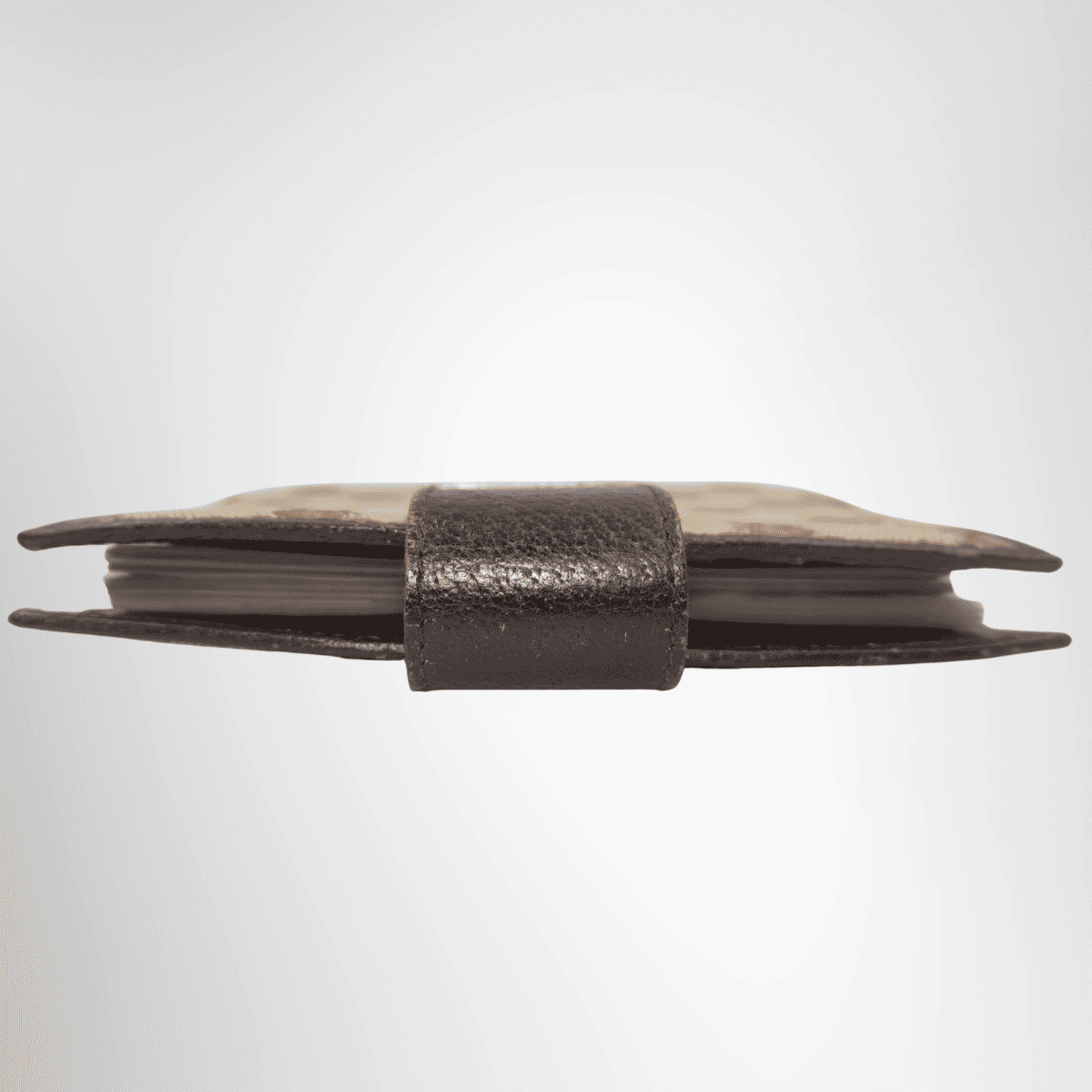 Gucci GG Canvas Agenda Notebook Cover – Pre-Owned Luxury Brand Accessories – Antonio & Co Side View 2