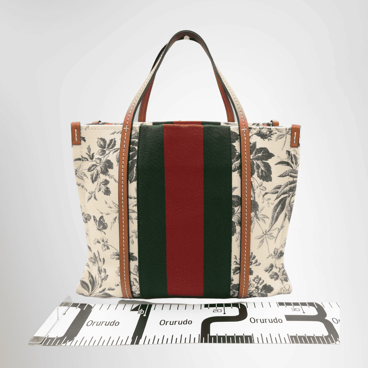 Interlocking GG Small Tote Bag Gucci Interlocking G Small Tote Bag – Floral Print