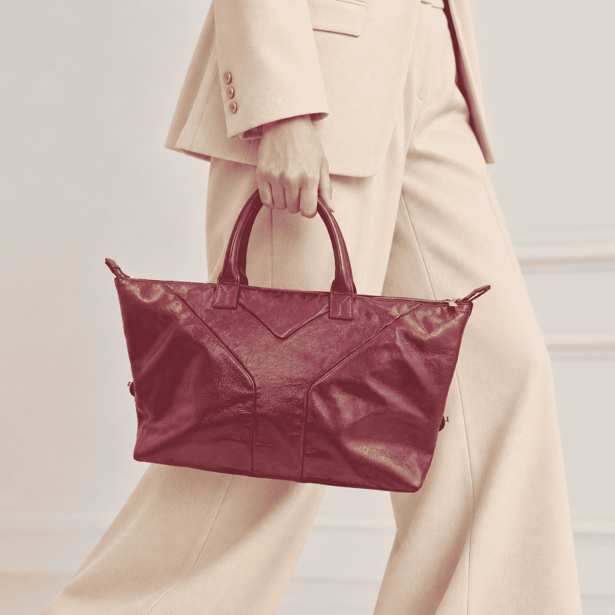 Yves Saint Laurent Easy Tote Bag in Fuchsia - Patent Leather