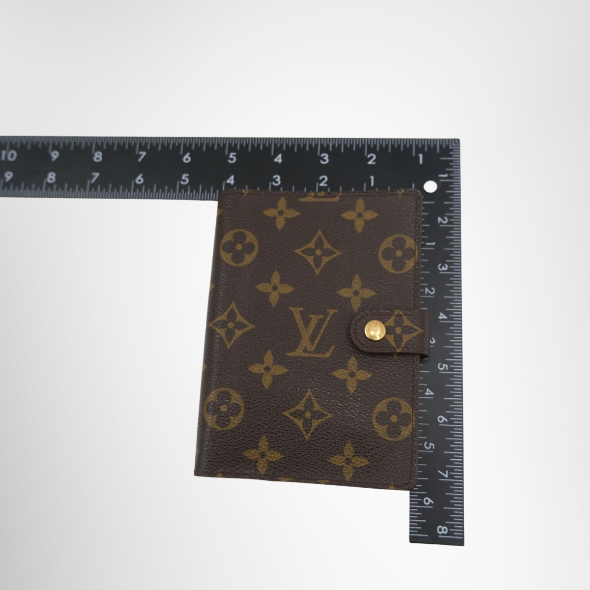 Louis Vuitton Damier Azur Agenda PM Notebook Cover – Pre-Owned Luxury Brand Accessory – Antonio & Co –Measurement View