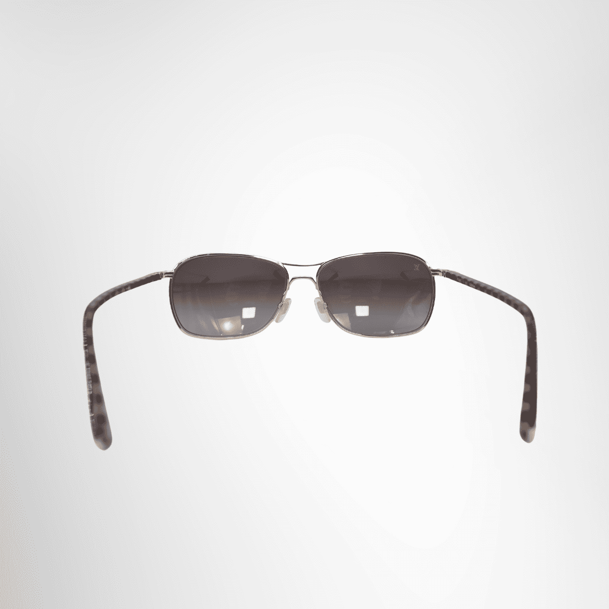 Louis Vuitton Conspiration Pilote Sunglasses – Pre-Owned Luxury Eyewear – Antonio & Co – Interior View