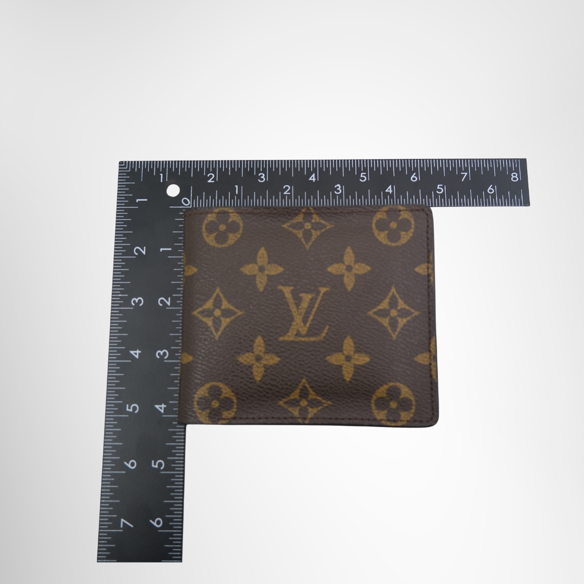 Louis Vuitton Bi-Fold Wallet – Pre-Owned Luxury Brand Wallet – Antonio & Co – Measurement VIew