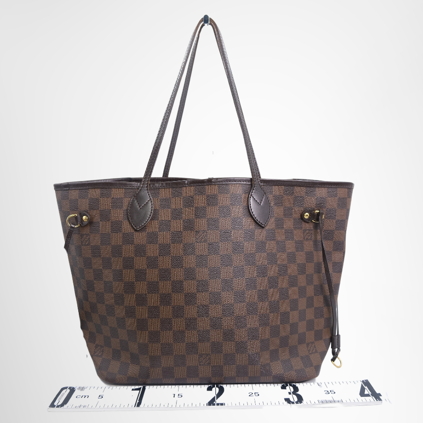 Louis Vuitton Preowned Luxury Bag Neverfull MM Tote Bag in Damier Ebene Canvas Front View 2
