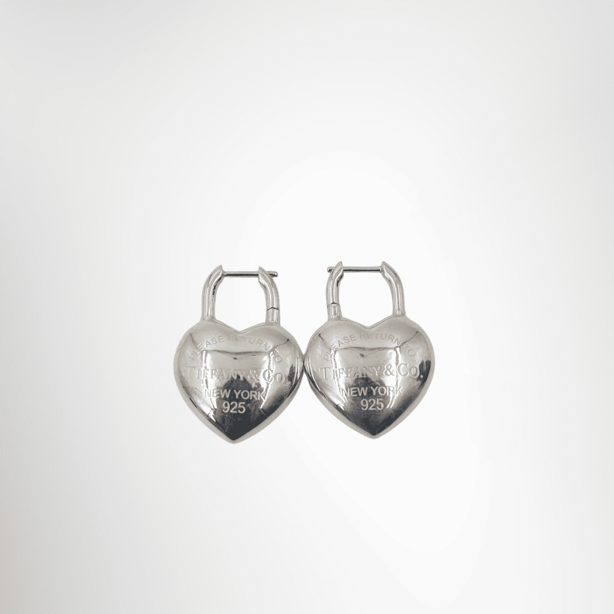 Tiffany & Co Return to Tiffany™ Full Heart Earrings – Pre-Owned Luxury Accessories – Antonio & Co Front Page