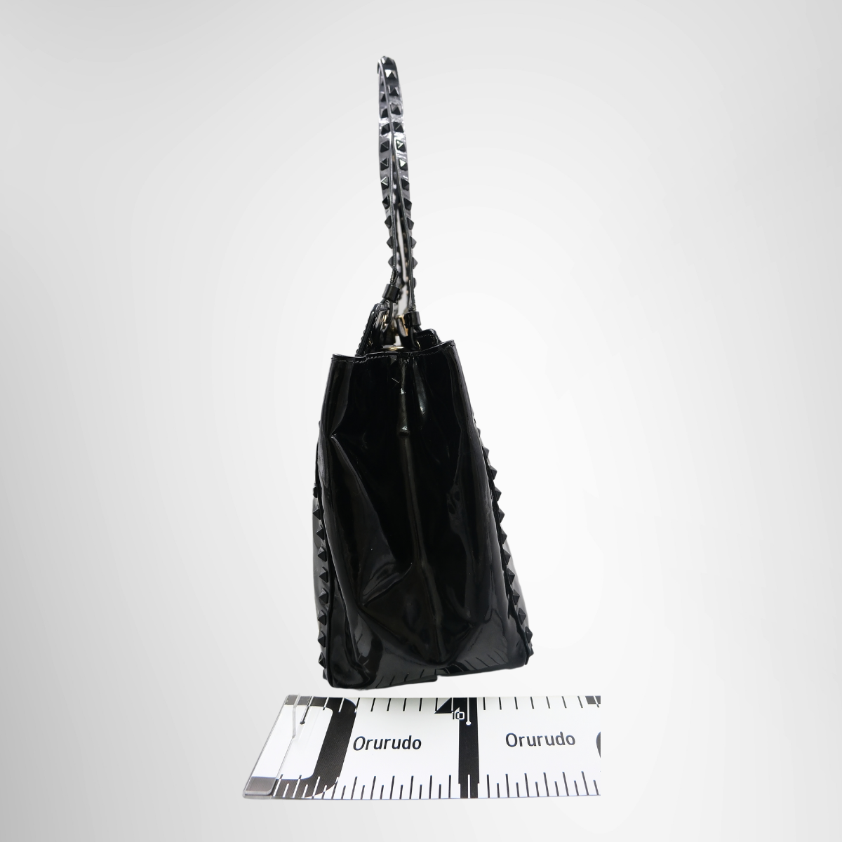 Valentino Garavani Rockstud Trapeze Tote Bag in Patent Leather