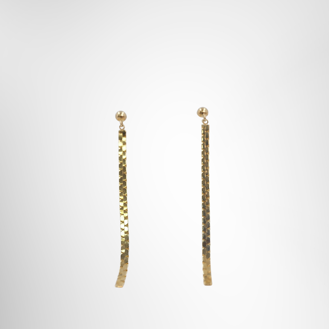 18K Gold Dangling Earrings – Pre-Owned Luxury Accessories – Antonio & Co Front Page