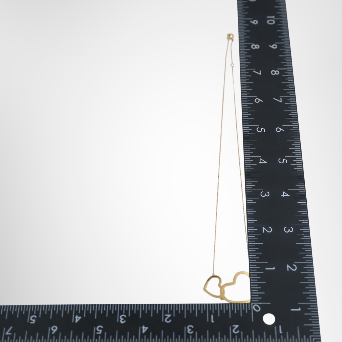 8K Gold Heart Necklace – Pre-Owned Luxury Accessories – Antonio & Co Measurement 