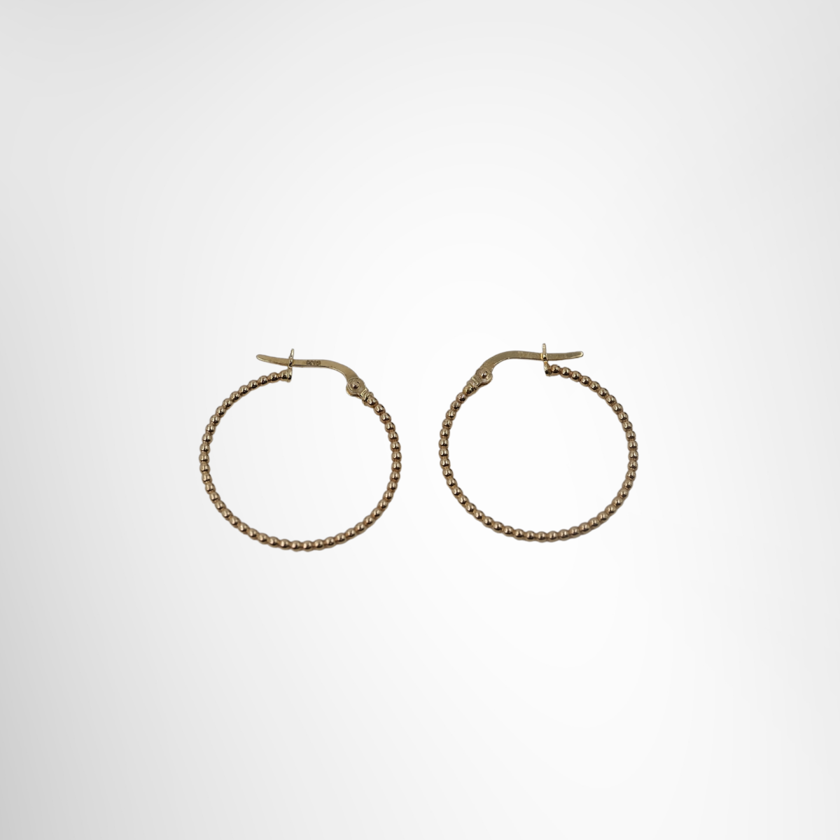 8K Gold Hoop Earrings – Pre-Owned Luxury Accessories – Antonio & Co Front Page