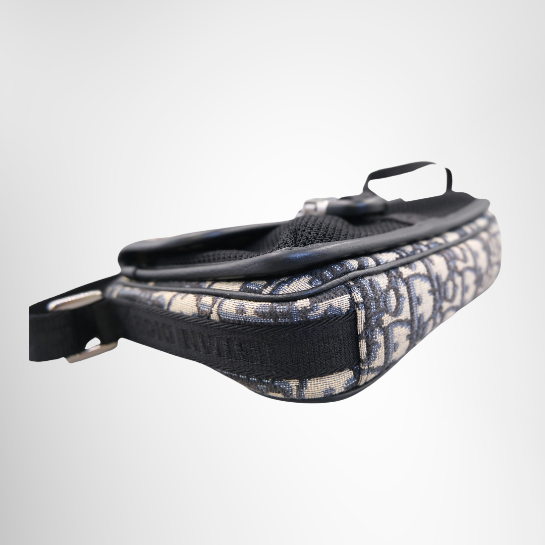 Jacquard 8 Canvas Shoulder Bag