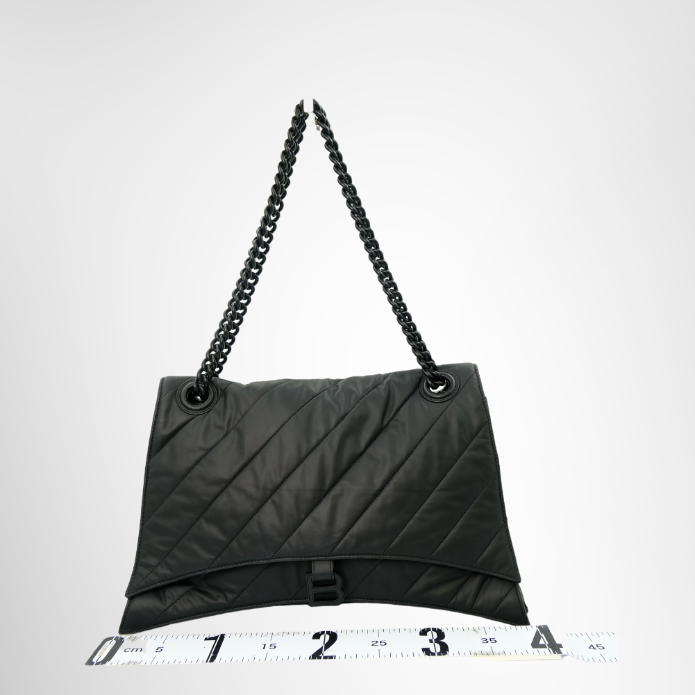 Balenciaga Black Quilted Leather Crush Chain Bag – Pre-Owned Luxury Brand Bags – Antonio & Co Front View 
