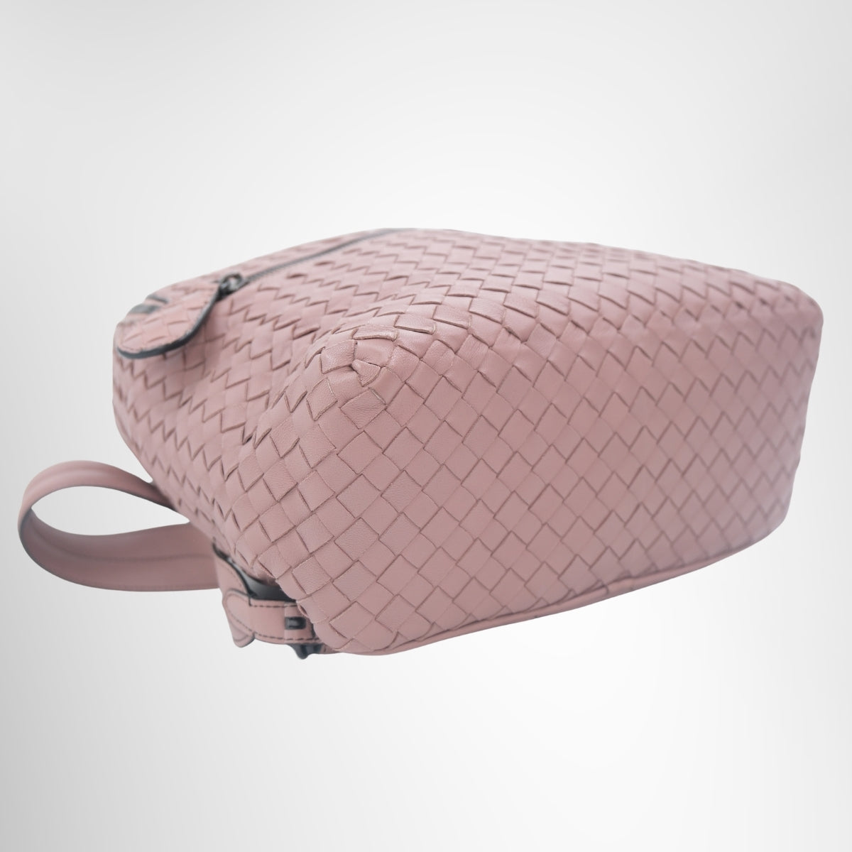 Bottega Veneta Intrecciato Weave Backpack – Pre-Owned Luxury Brand Bags – Antonio & Co Left Corner View 