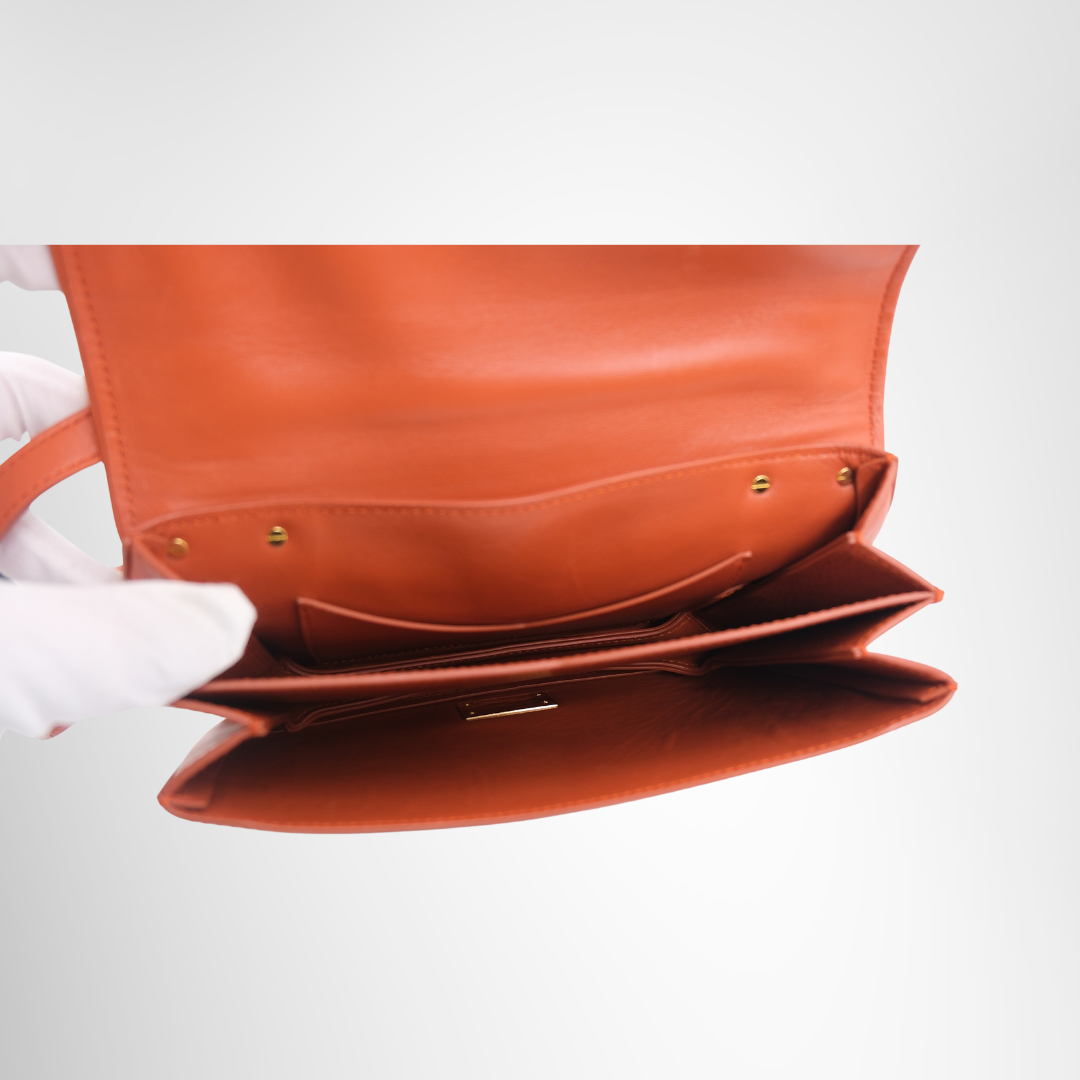 Mount Envelope Shoulder Bag