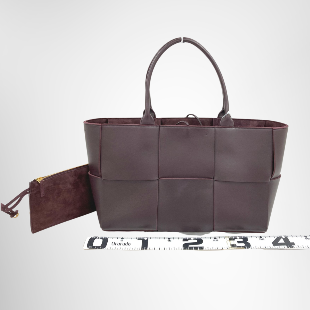Bottega Veneta Preowned Luxury Bag Alco Tote Front View