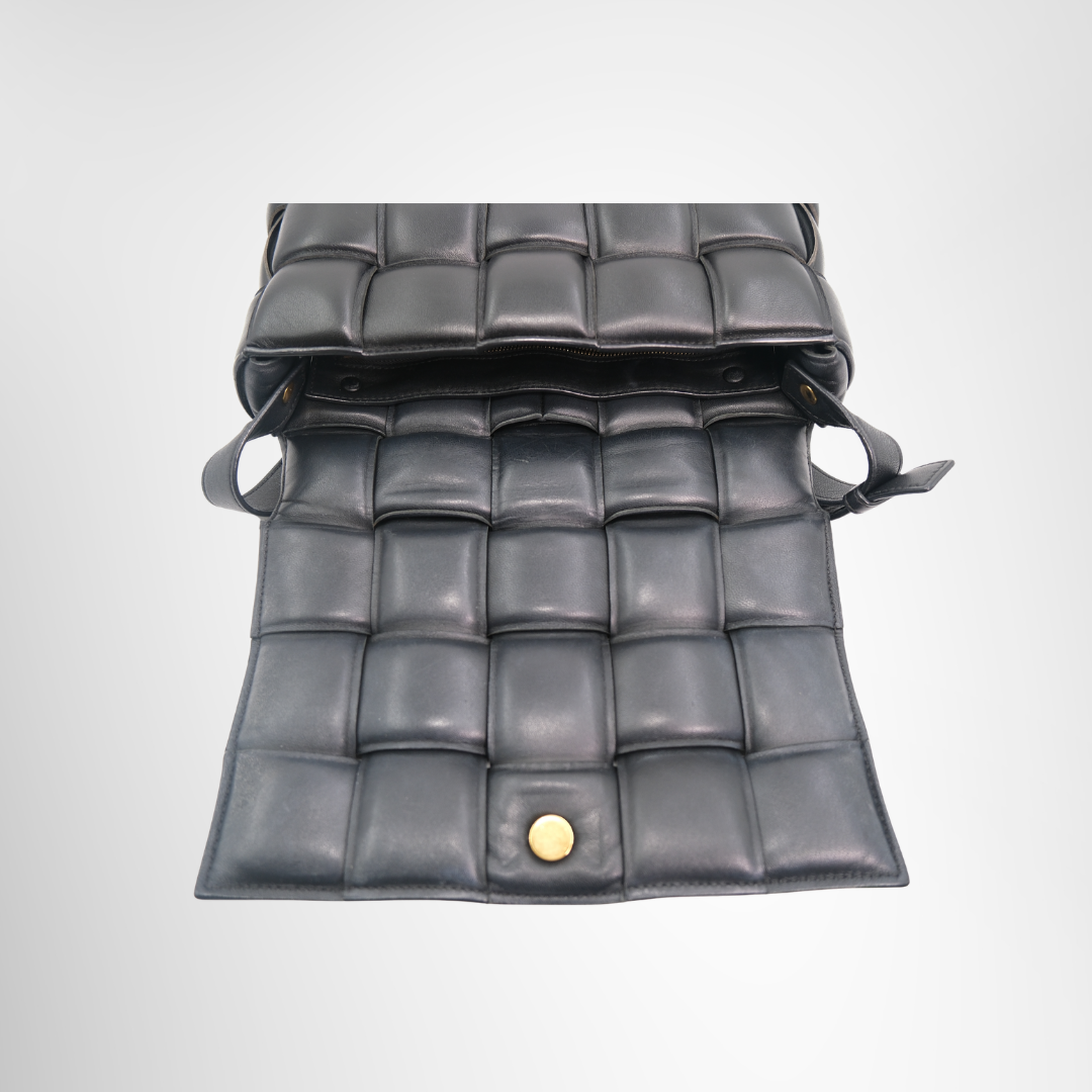 Bottega Veneta Preowned Luxury Bag Casette Black Interior View 2