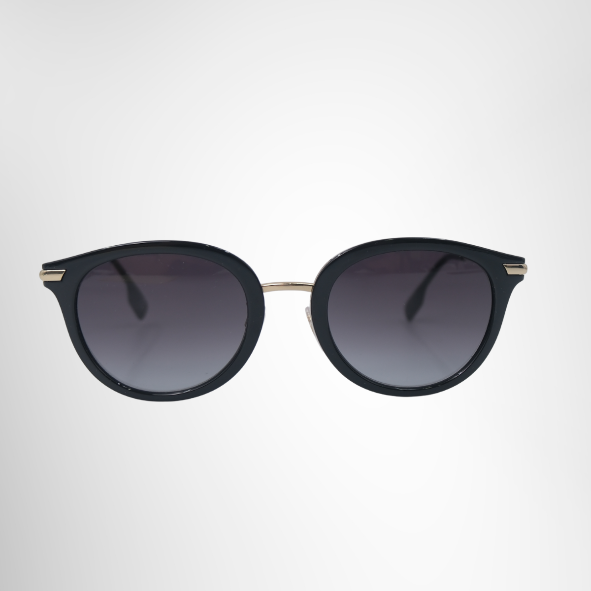 Burberry Kesley Sunglasses – Pre-Owned Luxury Brand Eyewear – Antonio & Co Front Page