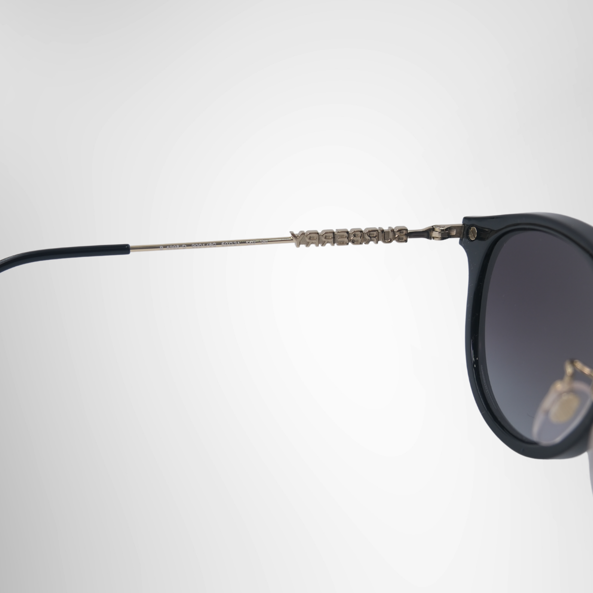 Burberry Kesley Sunglasses – Pre-Owned Luxury Brand Eyewear – Antonio & Co Left Interior View