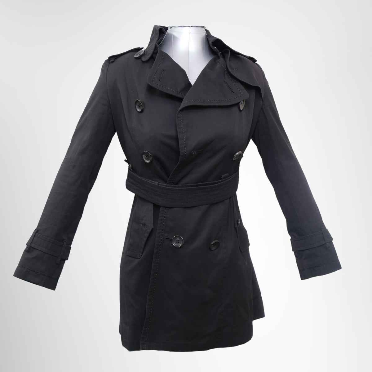 Burberry Short Kensington Heritage Trench Coat – Black, Size 38