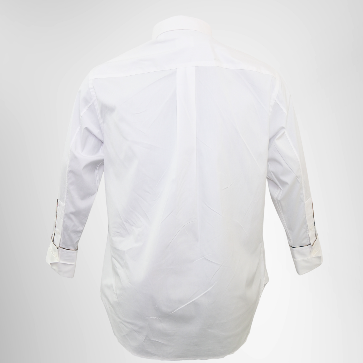  Burberry White Longsleeve – Pre-Owned Luxury Brand Apparel – Antonio & Co Back View