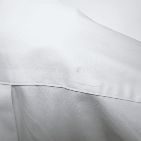  Burberry White Longsleeve – Pre-Owned Luxury Brand Apparel – Antonio & Co Back Stain
