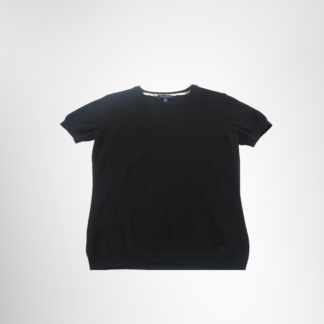 Burberry Preowned Luxury Knit Shirt Apparel Front View2 - Antonio & Co.