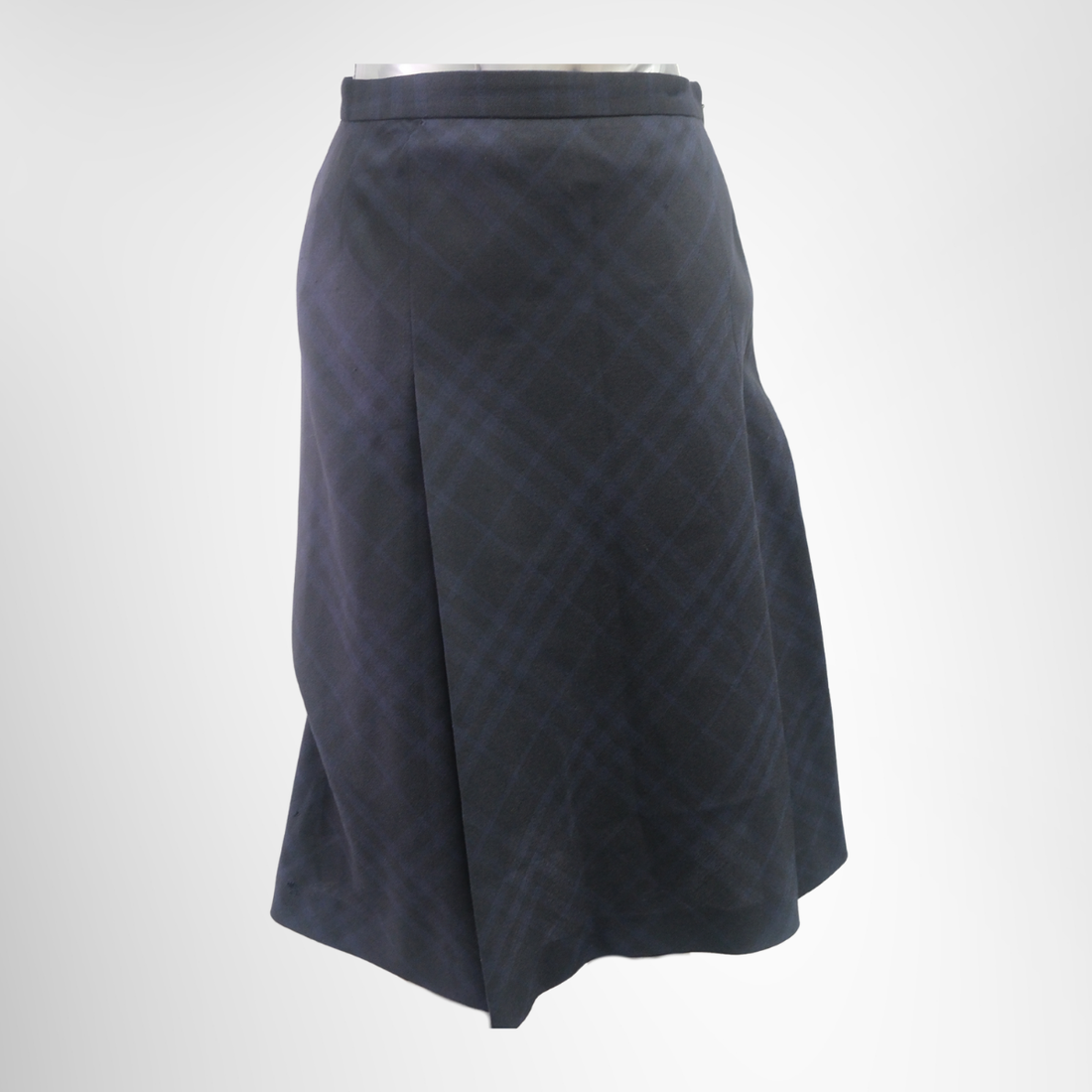 Burberry Preowned Luxury Mid Skirt Apparel Front Page - Antonio & Co.