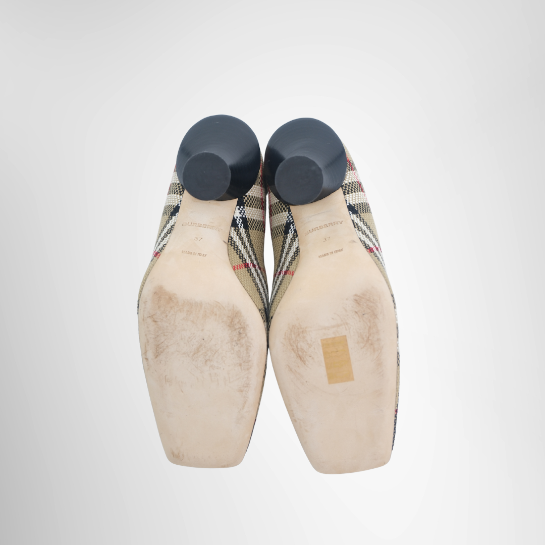 Burberry Preowned Luxury Shoes House Check Pattern Canvas Pumps Bottom View