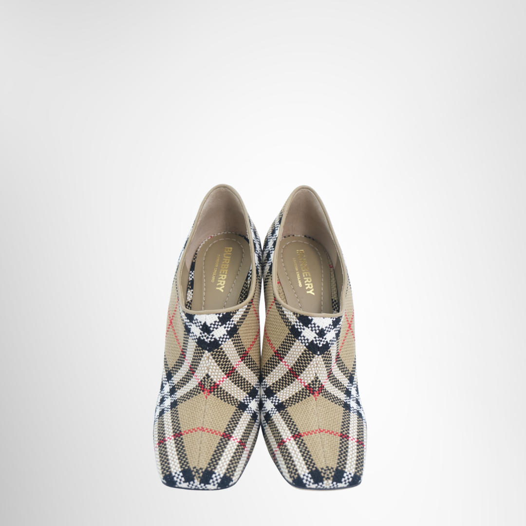 Burberry Preowned Luxury Shoes House Check Pattern Canvas Pumps Front View