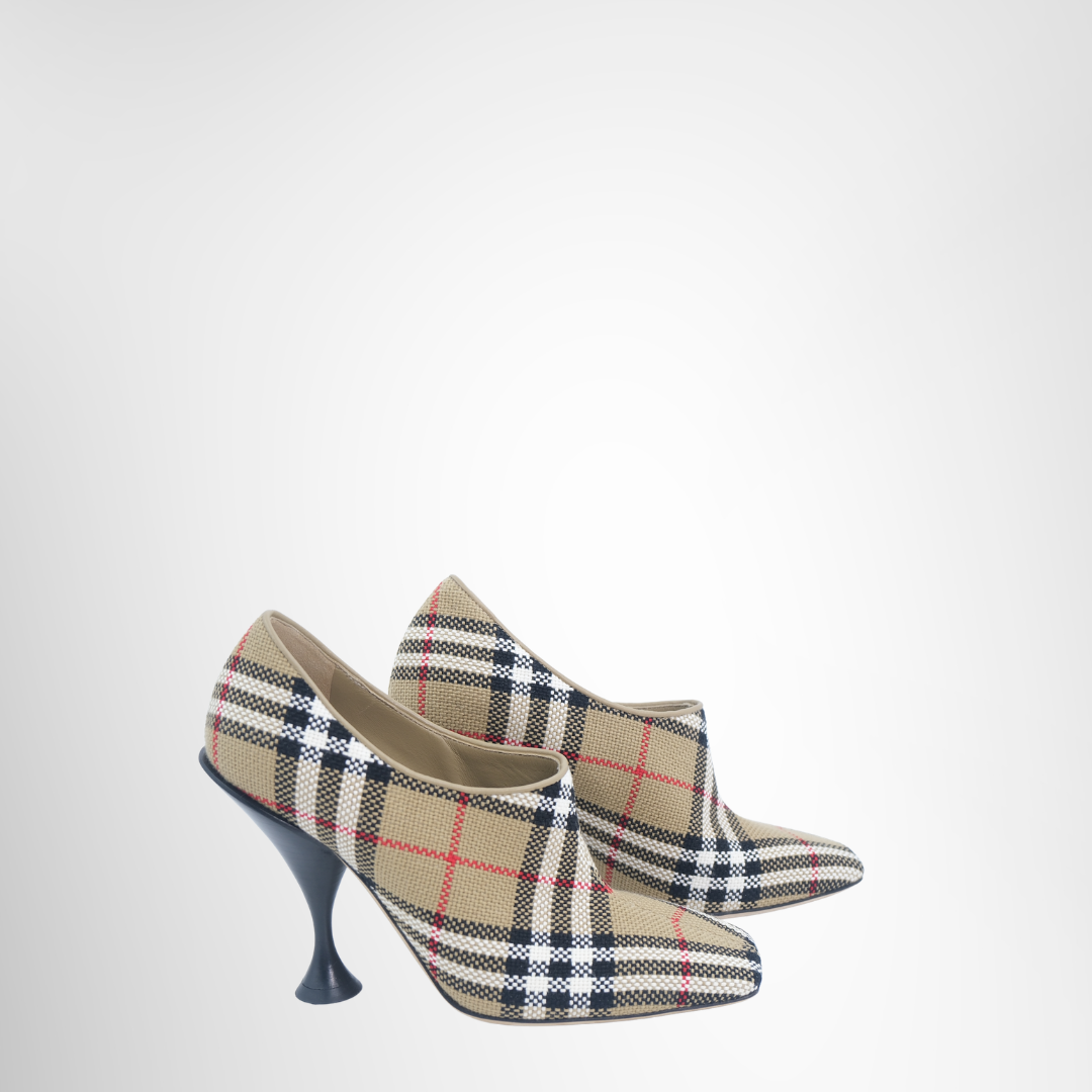 Burberry Preowned Luxury Shoes House Check Pattern Canvas Pumps Side View