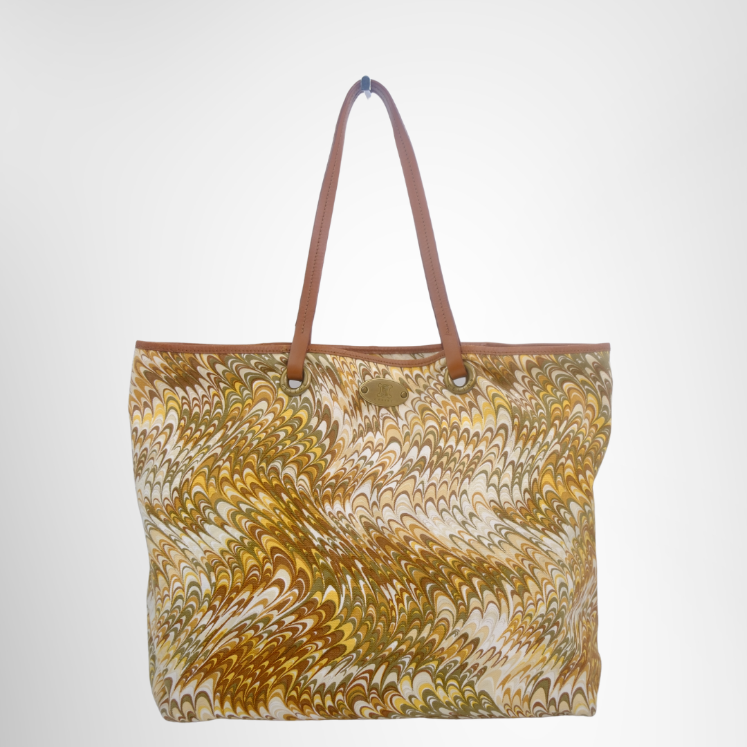 Celine Preowned Luxury Tote Bag Front Page - Antonio & Co.