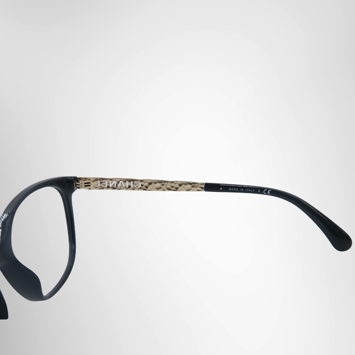 Chanel Cat Eye Prescription Glasses – Pre-Owned Luxury Brand Eyewear – Antonio & Co Right Interior View 