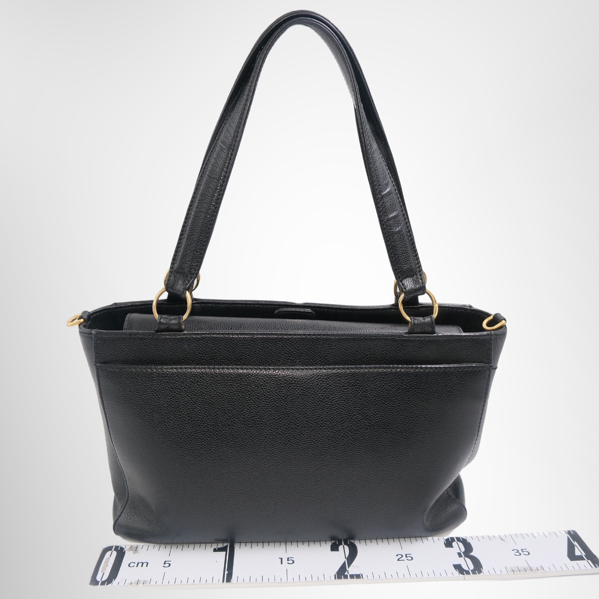 Chanel Caviar Timeless CC Shoulder Bag – Pre-Owned Luxury Brand Bags – Antonio & Co Back VIew