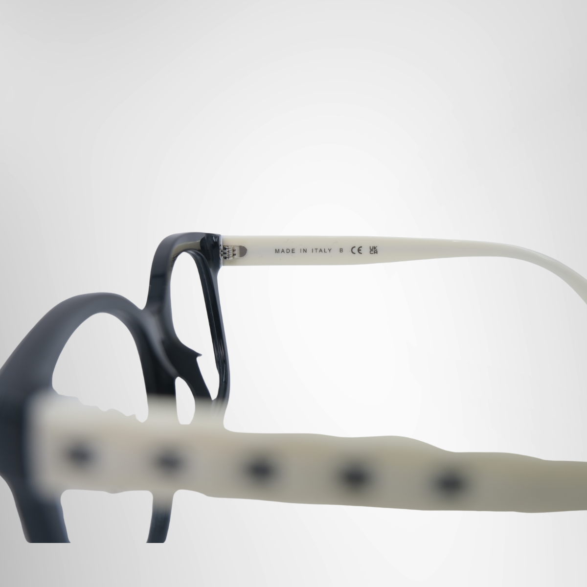 Chanel Square Prescription Glasses – Pre-Owned Luxury Brand Eyewear – Antonio & Co Right Interior View
