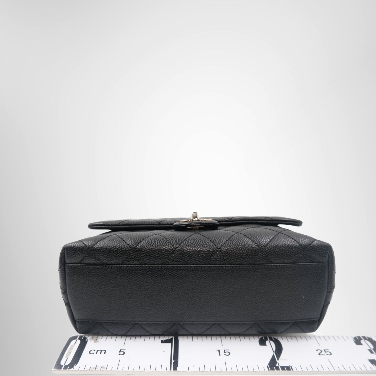 Top Handle Flap Bag – Pre-Owned Luxury Brand Bags – Antonio & Co Bottom View 