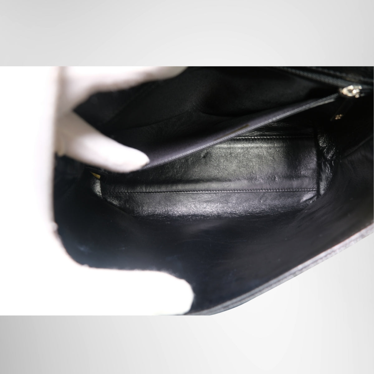 Top Handle Flap Bag – Pre-Owned Luxury Brand Bags – Antonio & Co Interior View 