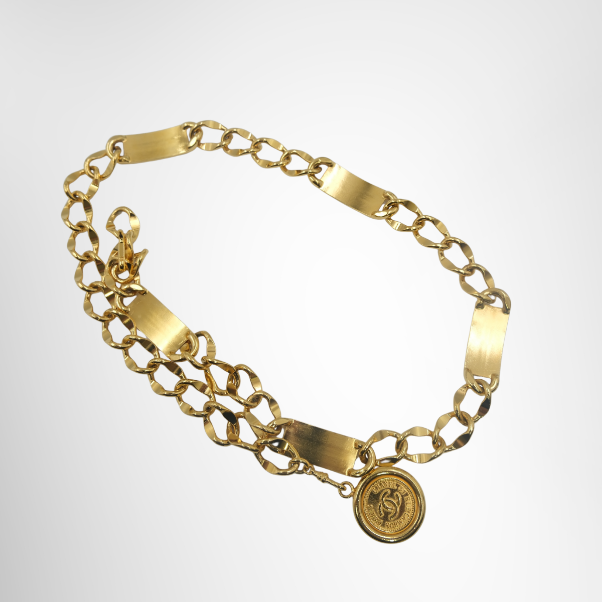 Chanel Vintage Chain Belt – Pre-Owned Luxury Brand Belt – Antonio & Co Back View