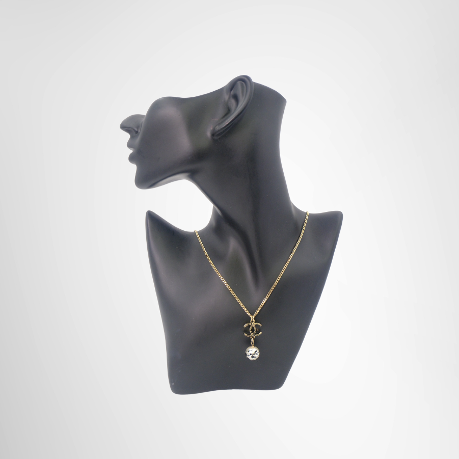 Chanel CC Logo Marble Patterned Pearl Drop Necklace – Pre-Owned Luxury Accessory – Antonio & Co – Front View 