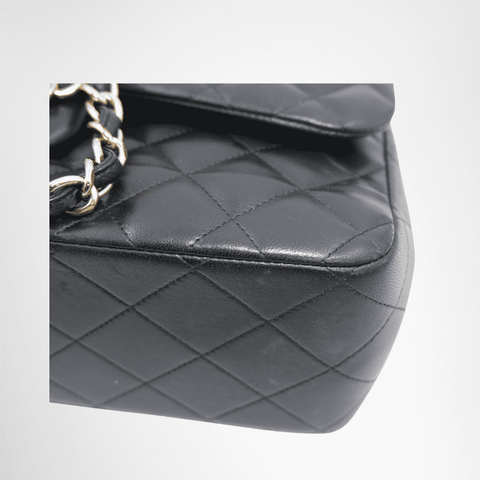 Chanel Jumbo Classic Double Flap Bag in Quilted Lambskin Black