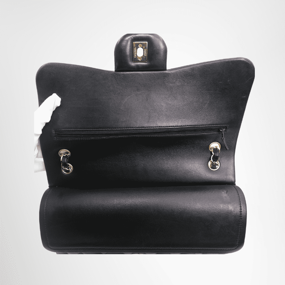 Chanel Preowned Luxury Bag Jumbo Classic Double Flap Bag in Quilted Lambskin Interior View 2