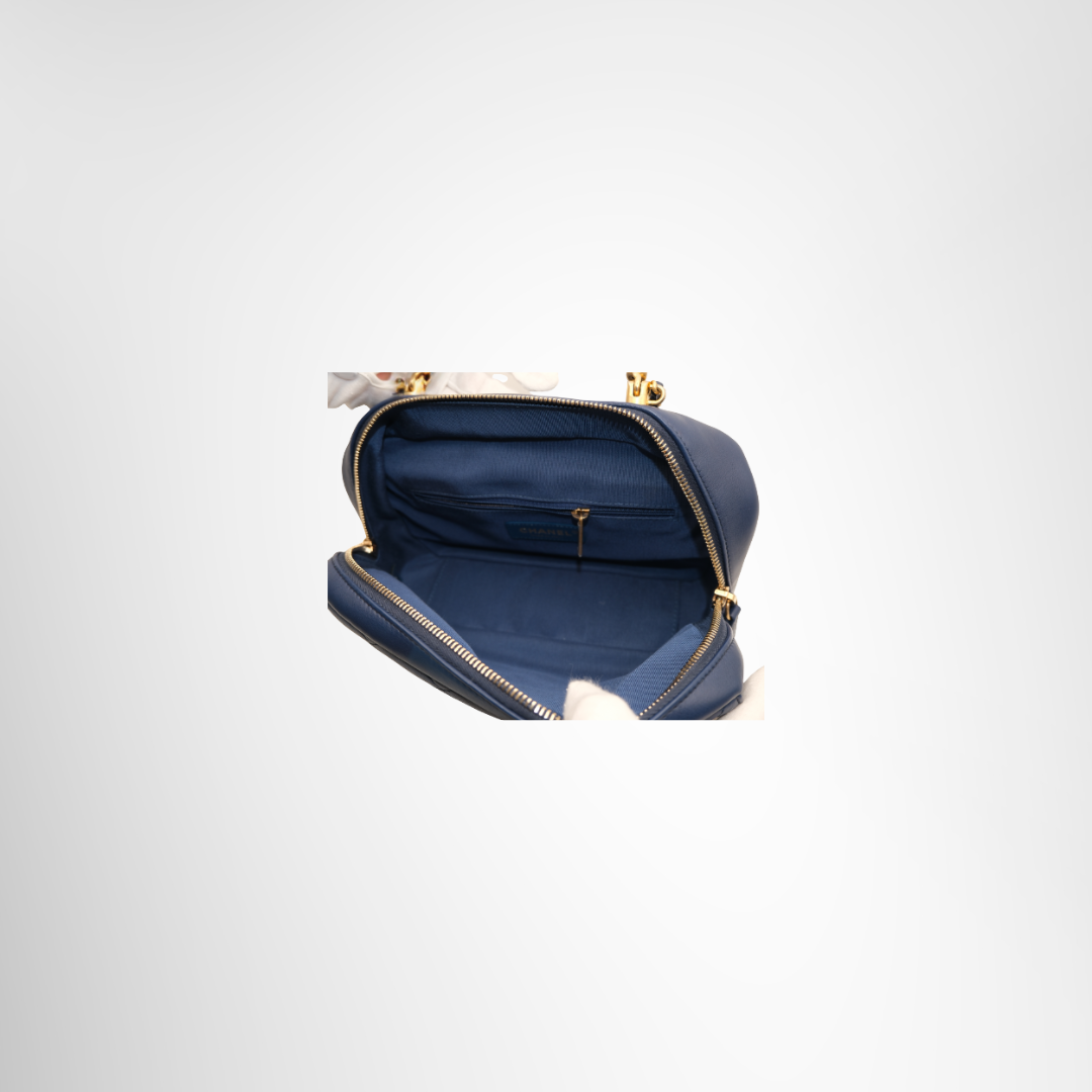 Chanel Preowned Luxury Coco Top Handle Bag Interior View